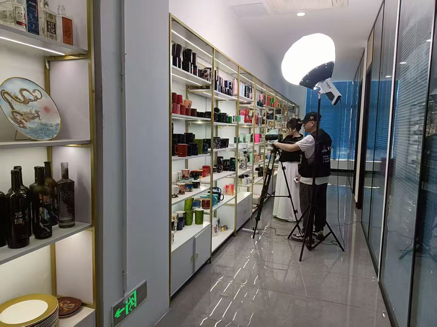 1754402371711143.jpg 2.jpg